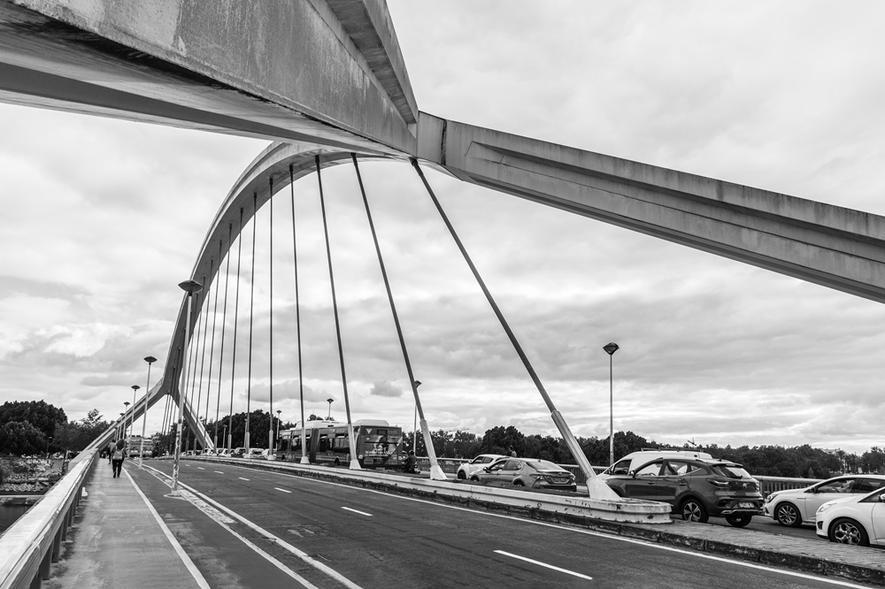 Puente de la Barqueta Sevilla